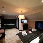 Hotel Mademoiselle