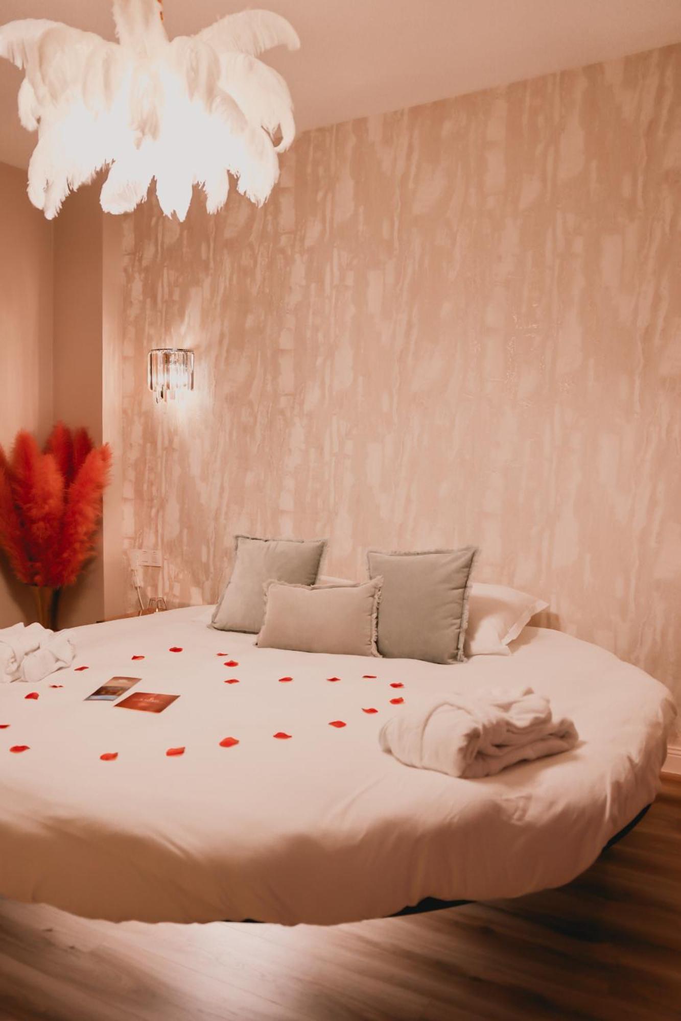 Liefdeshotel Mademoiselle